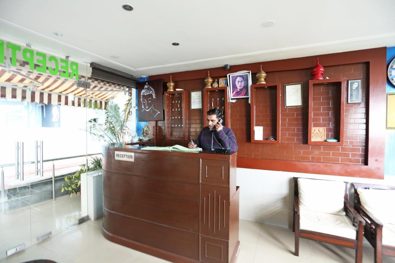 Oyo 35461 Deodar Villa 达兰萨拉 外观 照片